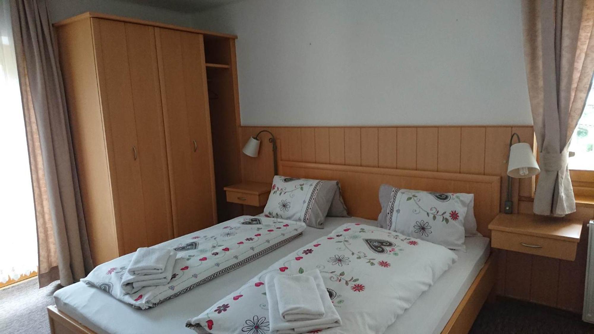 Schoenblick Russbach Bed & Breakfast Gseng