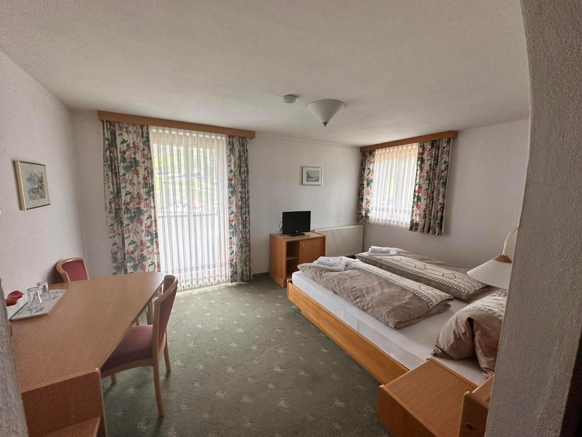 Bed & Breakfast Schoenblick Russbach
